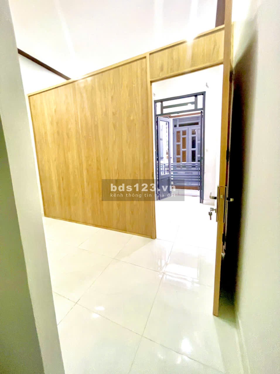 Bán nhà 2pn đối diện Bệnh viện Q12