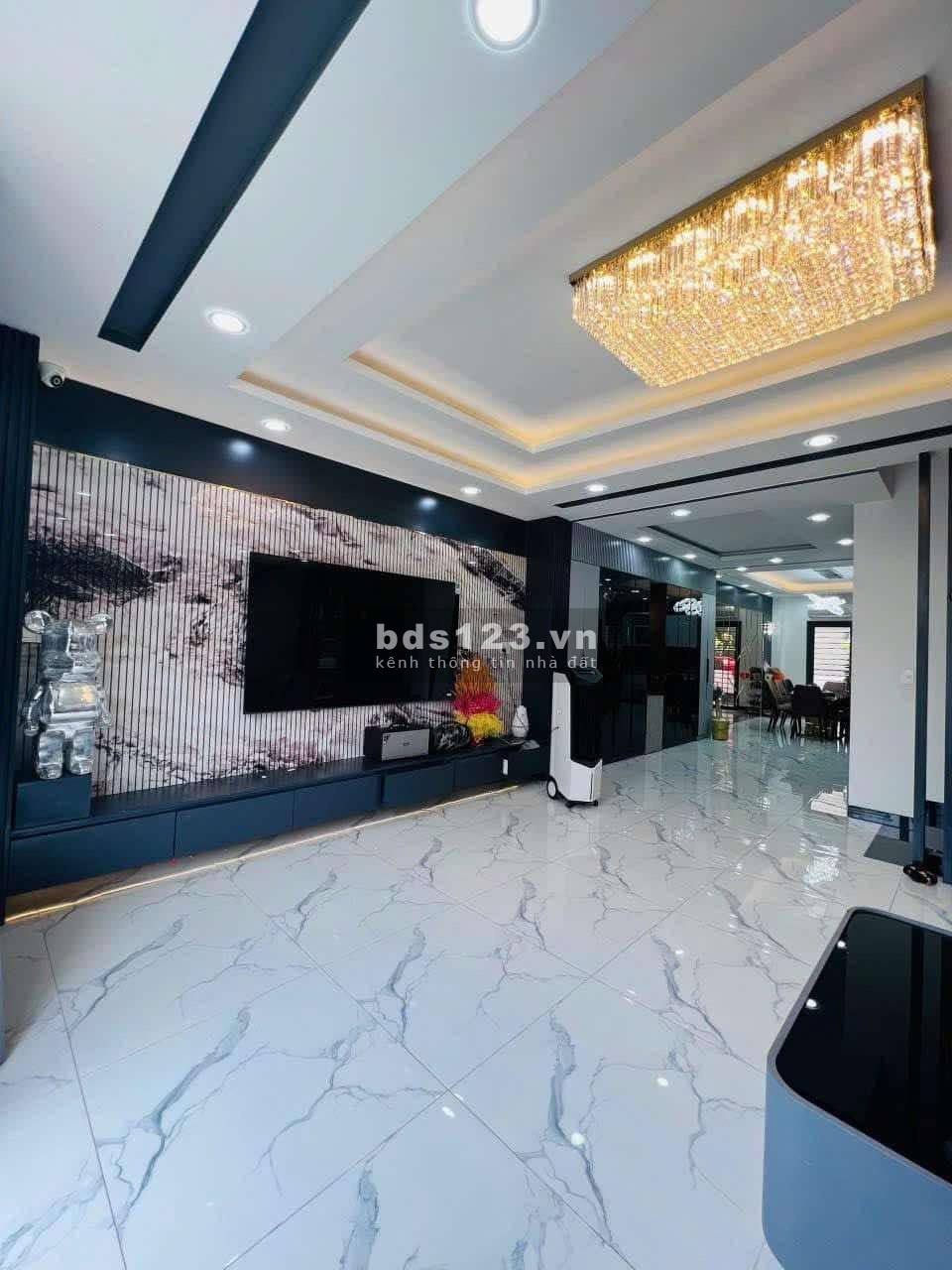 Bán nhà quận Bình Tân - Chủ định cư bán gấp nhà hai mặt hẻm xe hơi - Có thang máy riêng - 11.5 T