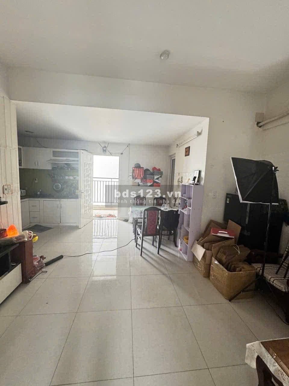 Chung cư Miếu Nổi, Vũ Huy Tấn, Bình Thạnh: 60m2, 2p ngủ, 1wc 10tr/th