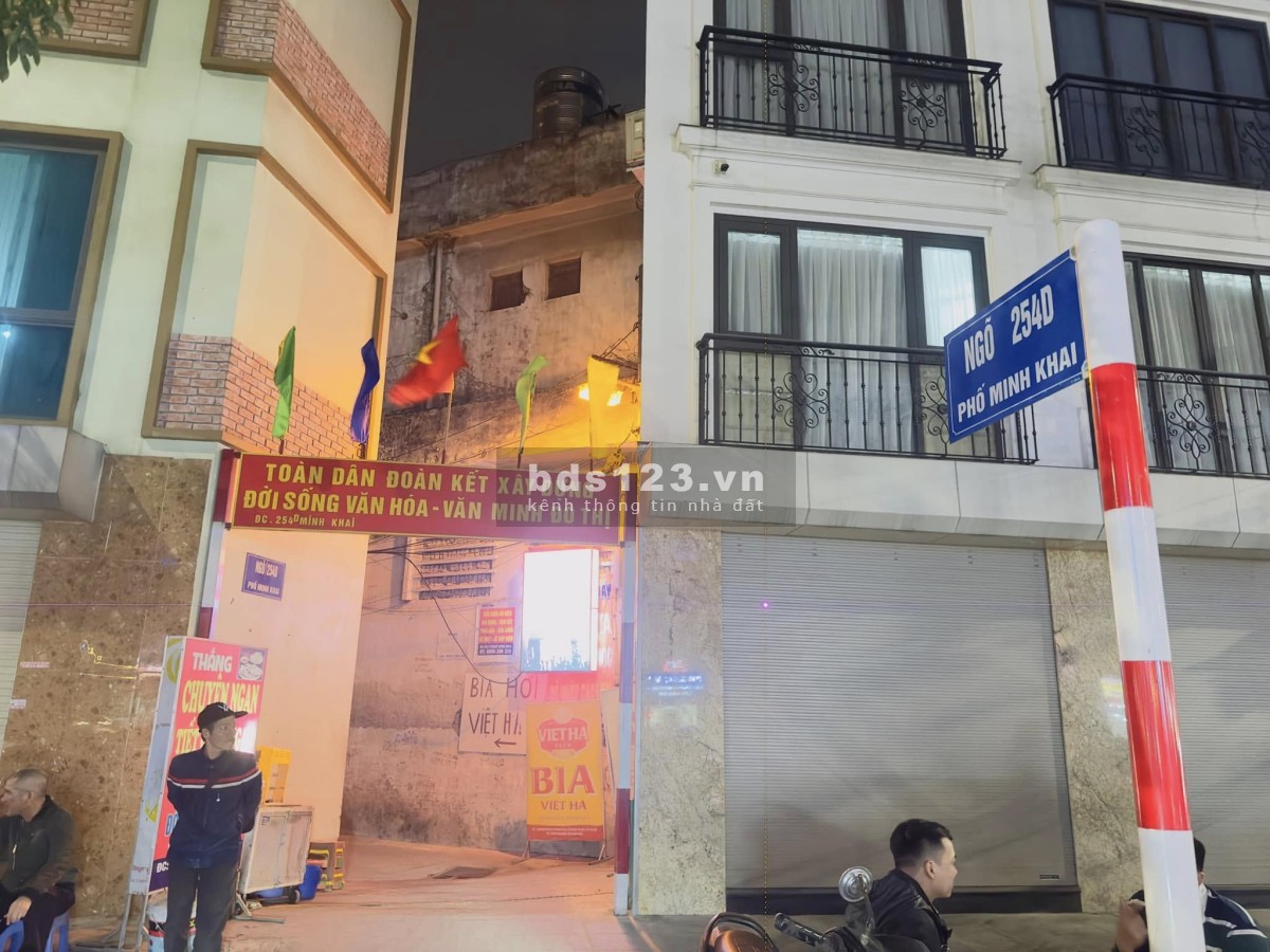 Rẻ + Đẹp. Nhà Minh Khai căn góc, sổ đỏ 33m2 - Vừa hoàn thiện - Hơn 5ty