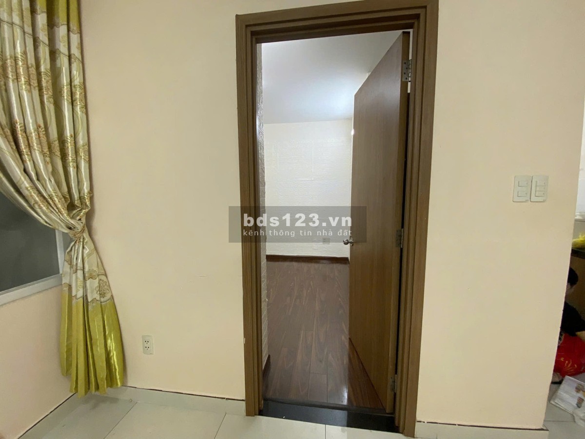 căn hộ Era (The Useful) Lạc Long Quân, Tân Bình: 73m2 - 2p ngủ, 2wc, giá 9.5tr
