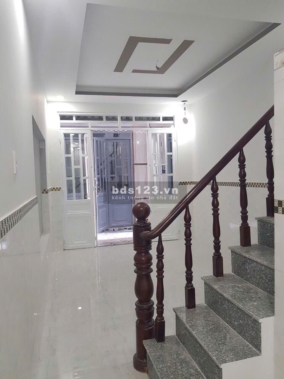Bán nhà 1 trệt 1 lầu 21m2 Hiệp Bình Phước giá chỉ 1 tỷ 400 tr quá rẻ
