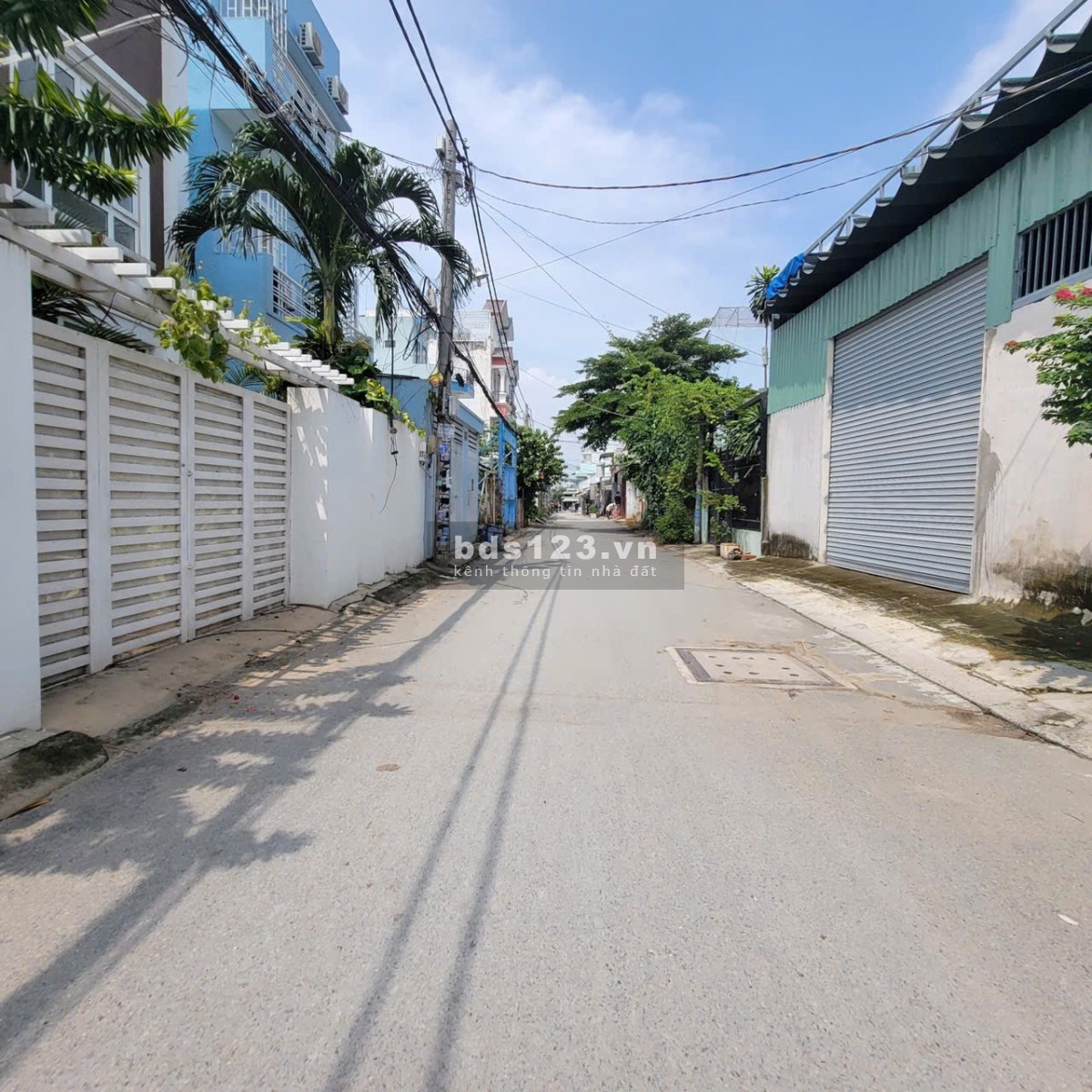 Bán nhà 1 trệt 1 lầu 21m2 Hiệp Bình Phước giá chỉ 1 tỷ 400 tr quá rẻ