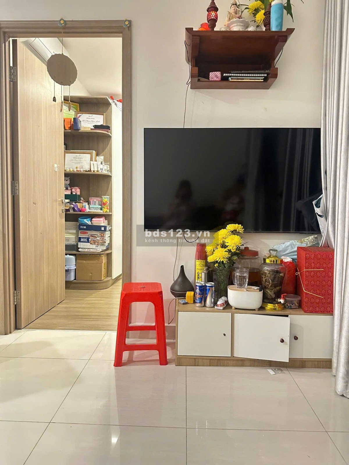 Chung cư 590, CMT8, P11, Quận 3: 79m2, 2 p ngủ, 2wc, NT, 14tr.
