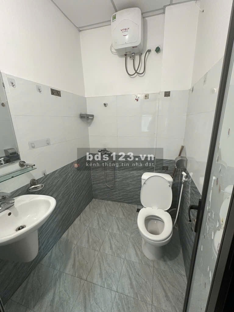 Bán nhà Hào Nam Đống Đa, Gần Mặt Phố, Tiện Ích Đầy Đủ, 41mx4T, Giá: 7.8 Tỷ, Lh: 0396935190