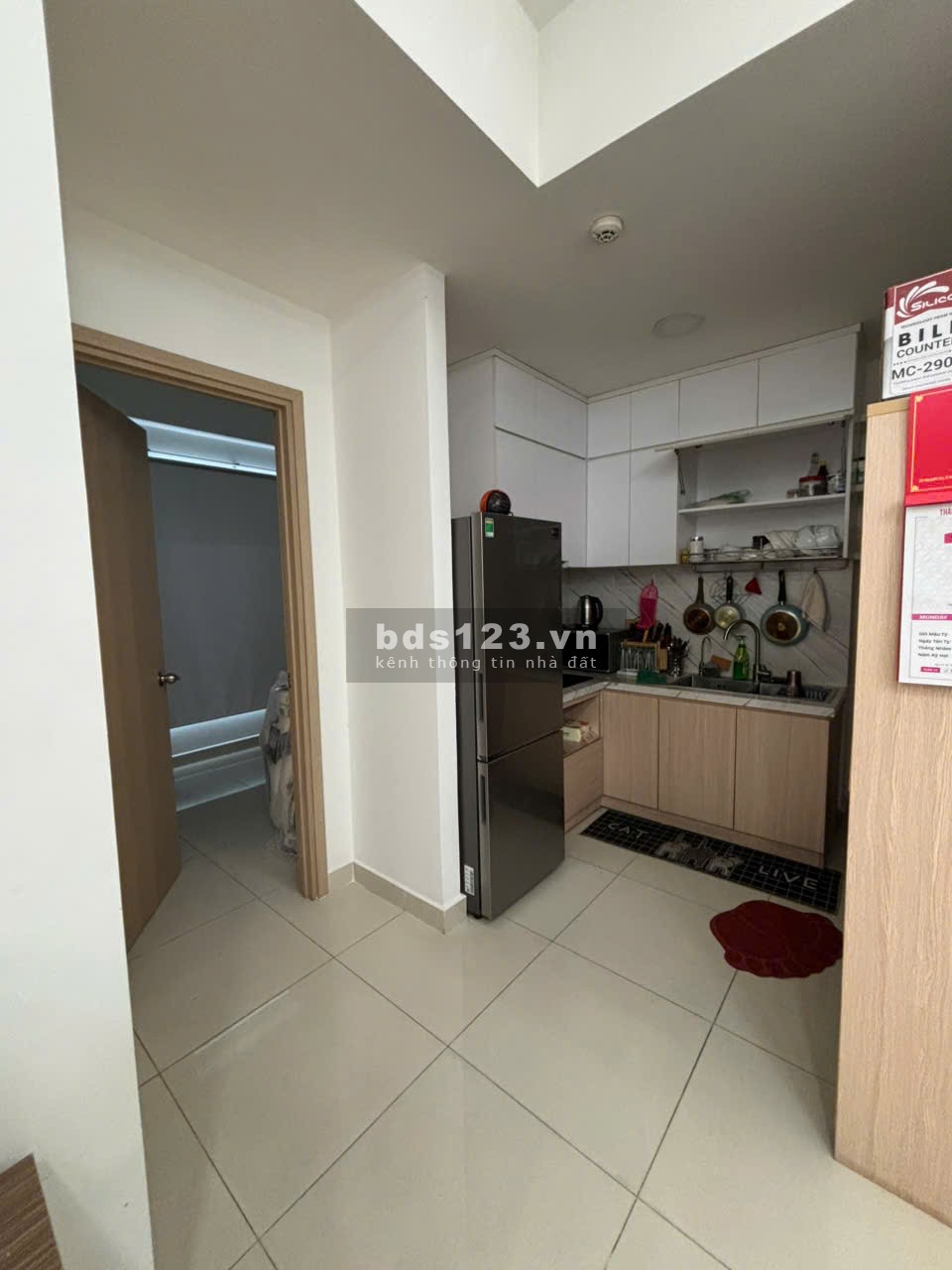 Chính chủ cần bán căn hộ chung cư Sunrise City View ở Quận 7