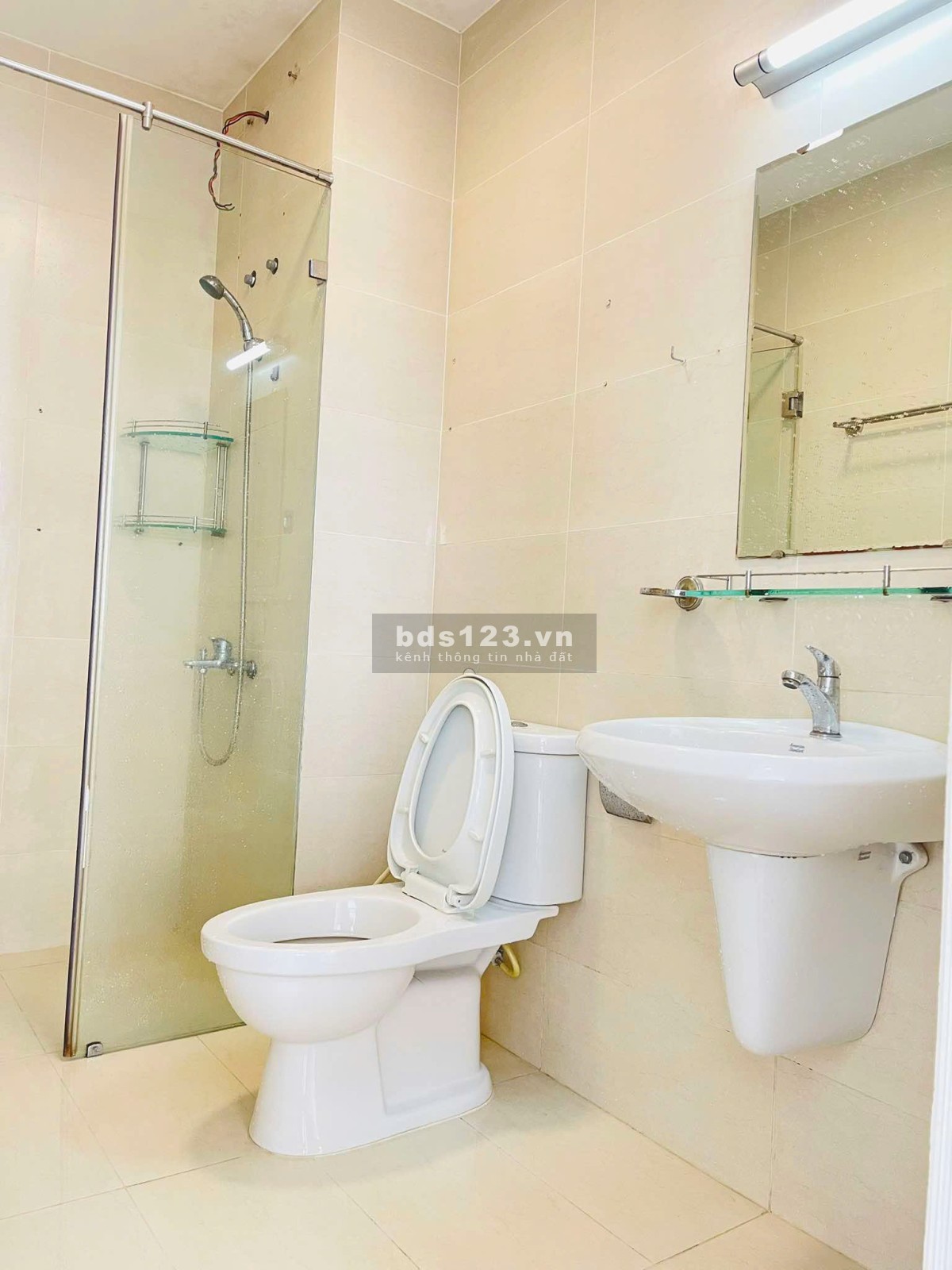 Chung cư Bàu cát, p10, Tân BÌnh: 75m2, 2p ngủ, 2wc, NTCB, 9.5tr