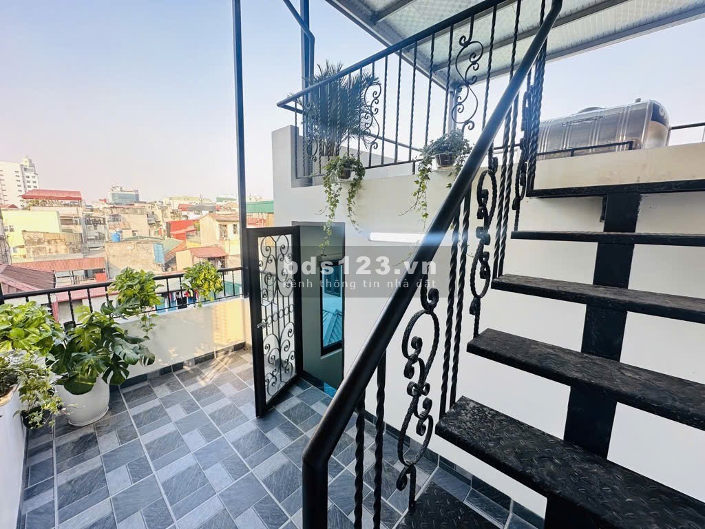 Bán nhà Hào Nam Đống Đa, Giá Hợp Lí, 20 Mét Ra Phố, 26mx5T, Giá: 5,6 Tỷ, Lh: 0396935190.