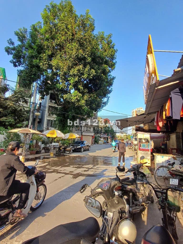 Hiếm nhà mặt ngõ 4m vỉa hè 2m kinh doanh sầm uất tt Cầu Giấy