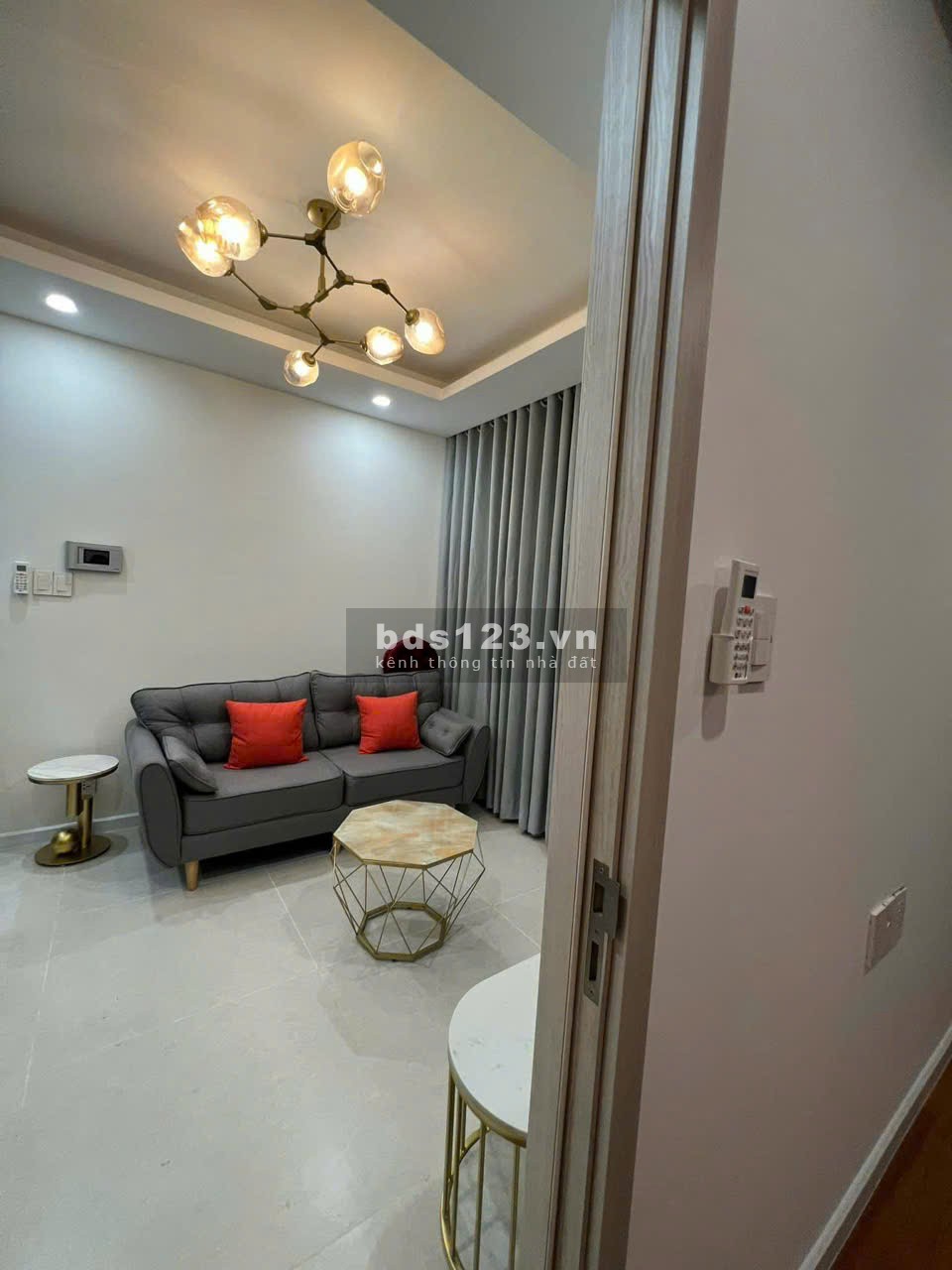Chung cư Central, 91 Pham Văn Hai, TB: 2p ngủ, 2wc, NT mới 13tr/tháng