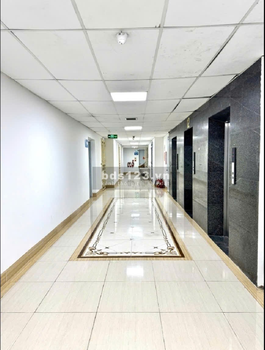 Bán gấp căn hộ chung cư 310 Minh Khai - DT 100 m2 x 3 PN x giá tốt!