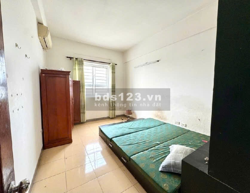 Bán gấp căn hộ chung cư 310 Minh Khai - DT 100 m2 x 3 PN x giá tốt!