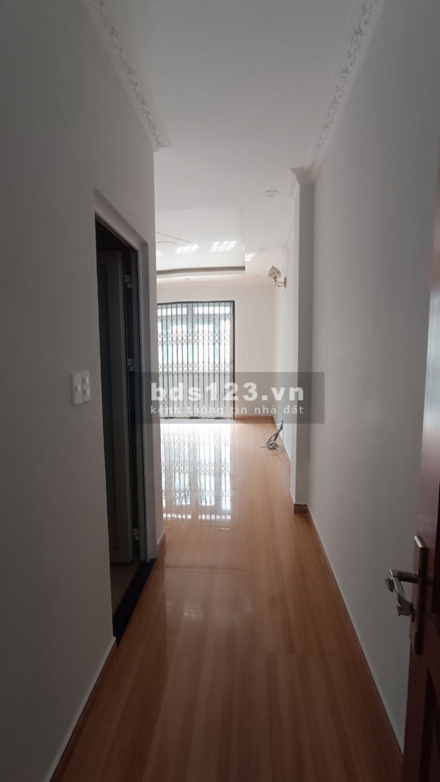 Bán nhà mặt tiền DT (4m x 20m) ~80m2, P. Tân Thành, Q. Tân Phú ( 13 tỷ)