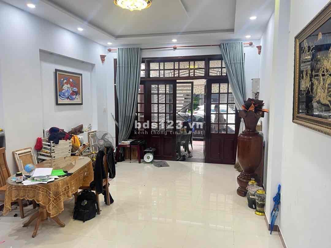 Bán nhà 3 tầng MT Trần Hữu Trang, P.Hòa Cường Bắc, Đà Nẵng