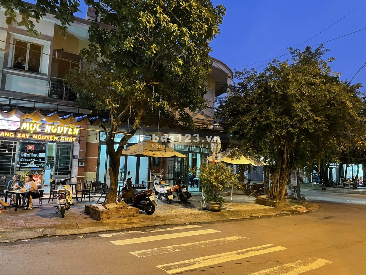 Chủ cần bán gấp nhà tại Sơn Trà Đà Nẵng giá chỉ 14 tỷ