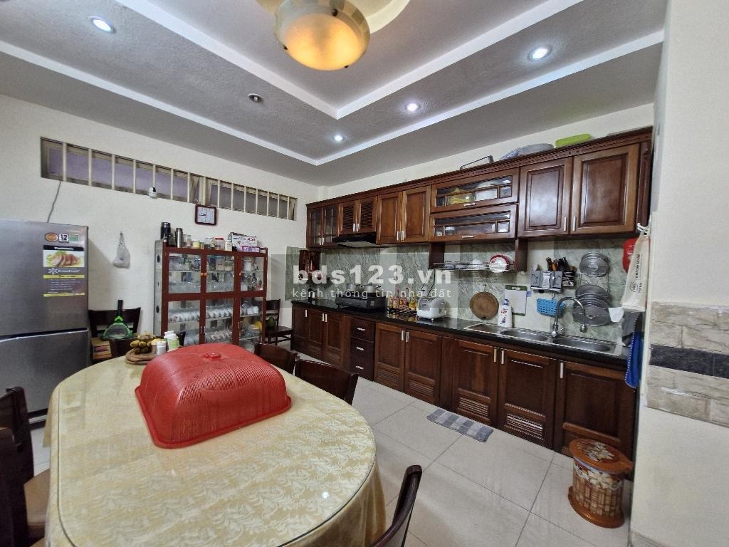 Siêu đẹp Kha Vạn Cân Thủ Đức nhà 3 tầng. 7,5 tỷ TL