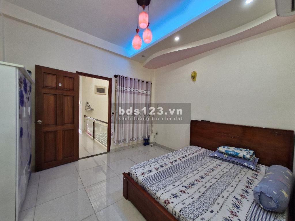 Siêu đẹp Kha Vạn Cân Thủ Đức nhà 3 tầng. 7,5 tỷ TL