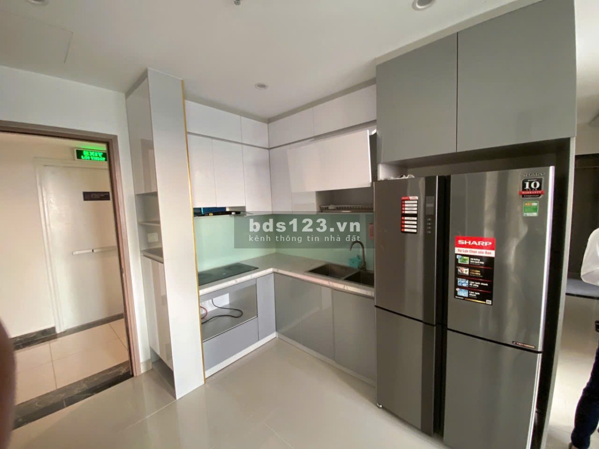 Cho thuê căn hộ 2 ngủ, đầy đủ nội thất, Vin Smart chỉ 9,5tr, 0888516777
