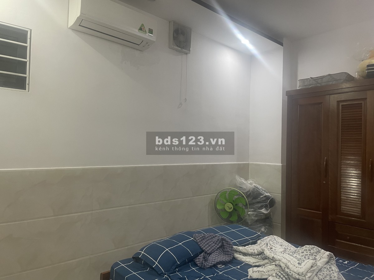 Bán nhà 2 tầng lô góc kiệt Mỹ Khê, 70m2 - 2 Pn, Sổ đỏ CC - Giá : 3,x Tỷ