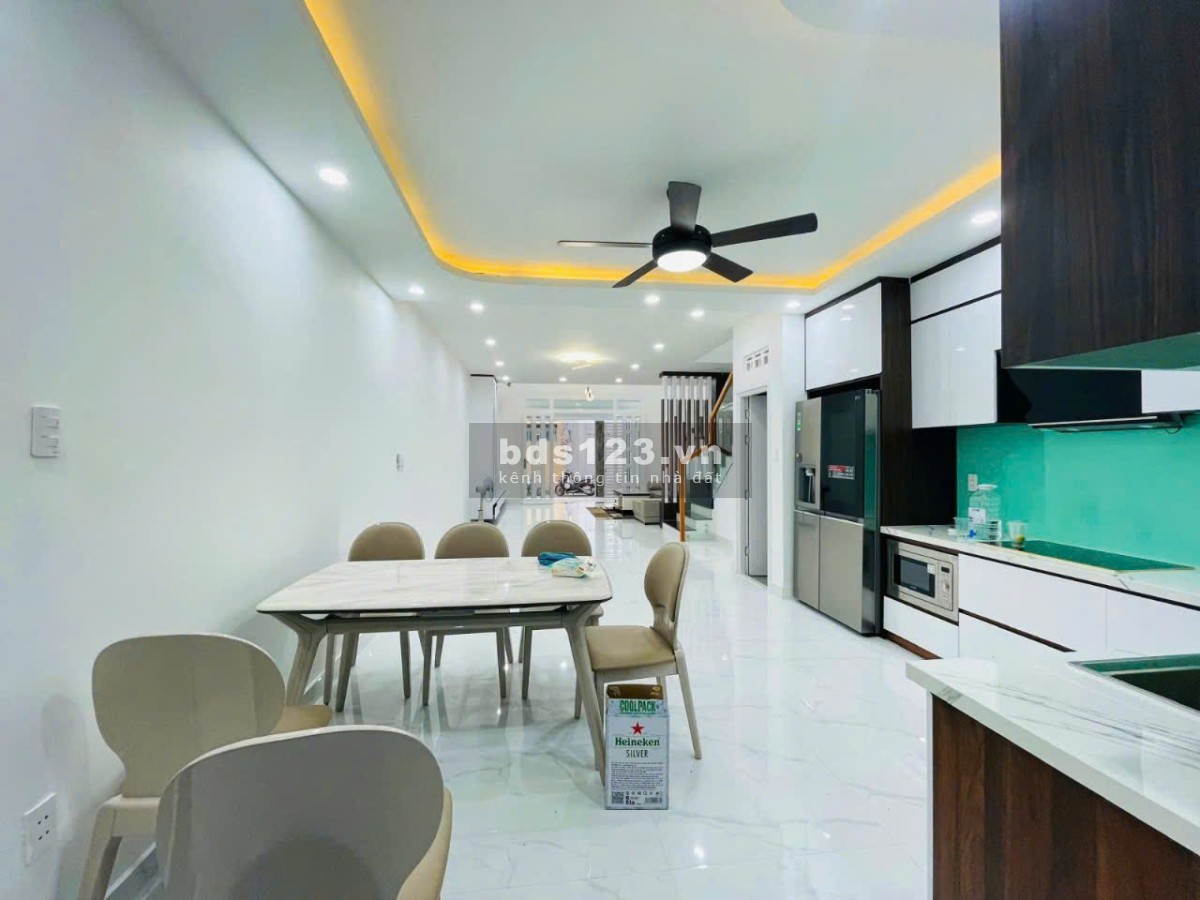 Bình Thạn, Chu Văn An, 5 x 18, xe hơi ngủ trong nhà, nhỉnh 12 tỷ