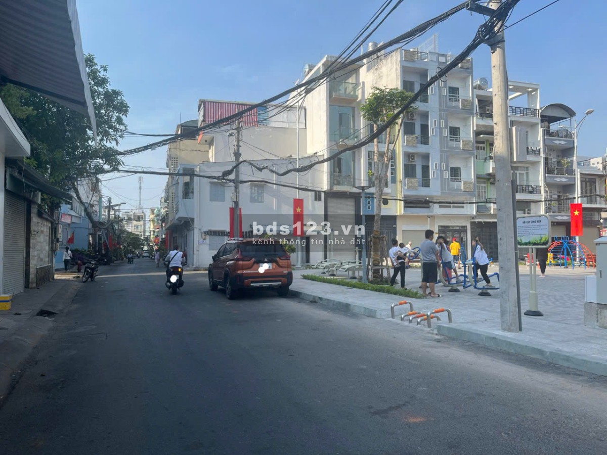 Cho thuê mặt bằng hẻm 79 Âu Cơ, P14, Q11, gần vòng xoay Lê Đại Hành