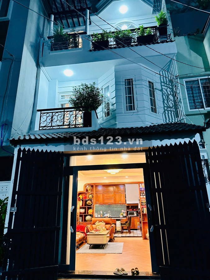 Siêu VIP - HXH 6M - Cửu Long - Tân Bình
