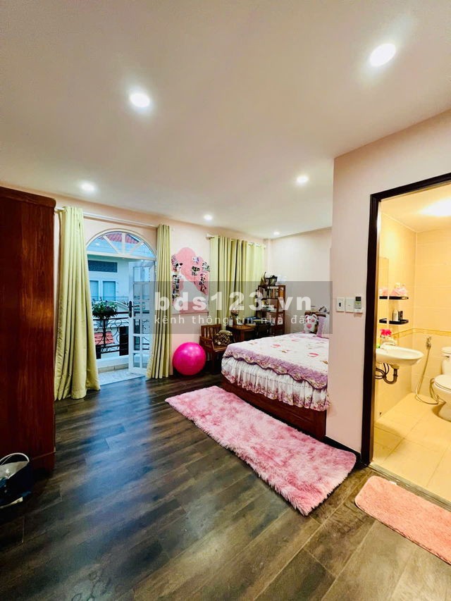 Siêu VIP - HXH 6M - Cửu Long - Tân Bình