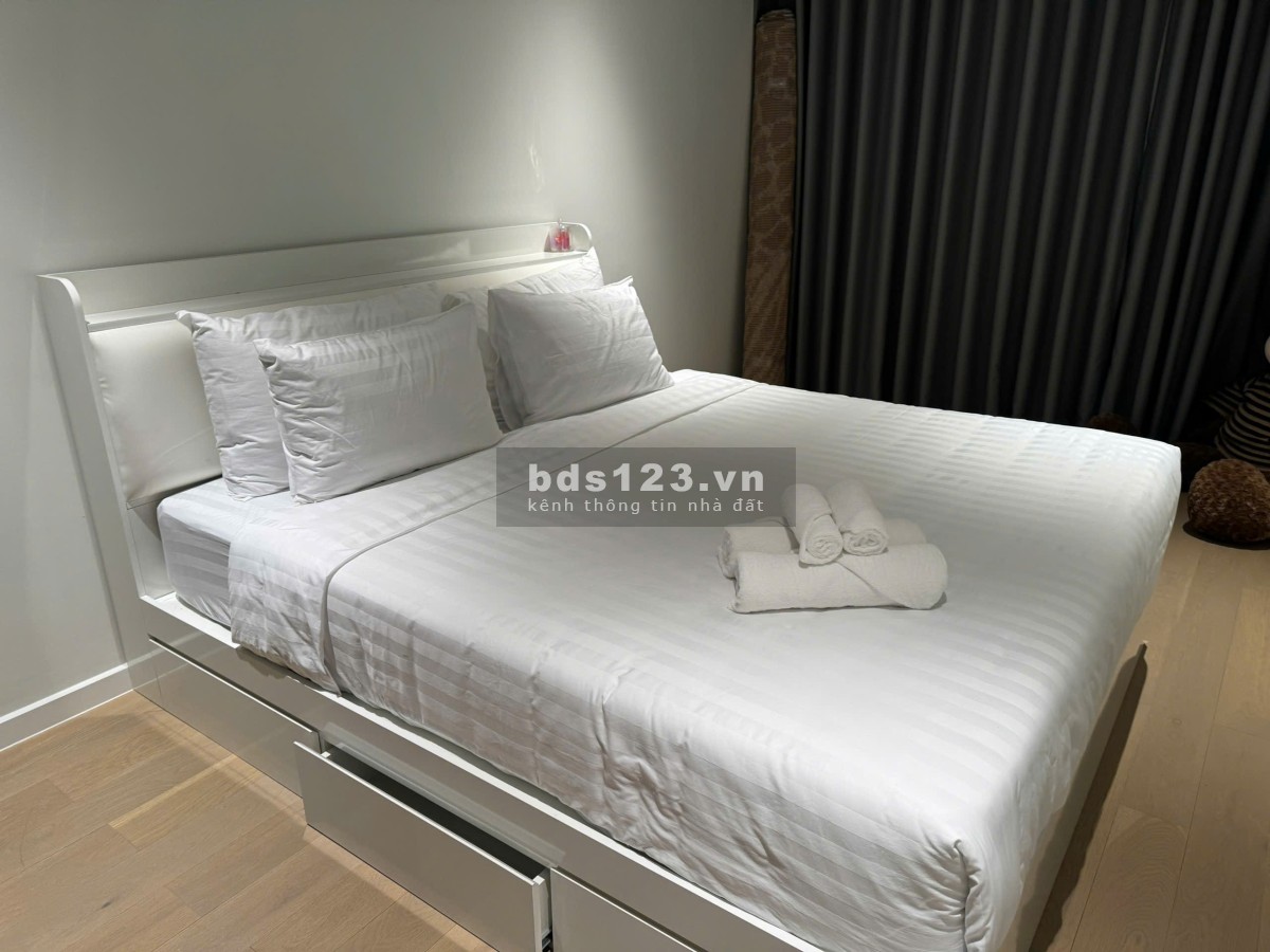 Bán căn khối đế Opera dự án Metropole Thủ Thiêm 126m2. Đầy đủ nội thất. Giá bán 40 Tỷ. B03A.15