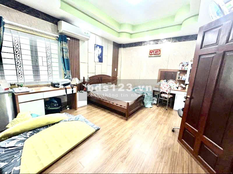 Biệt thự mini - Ngay Tân Hương - Đường 8M - Ô tô vào nhà