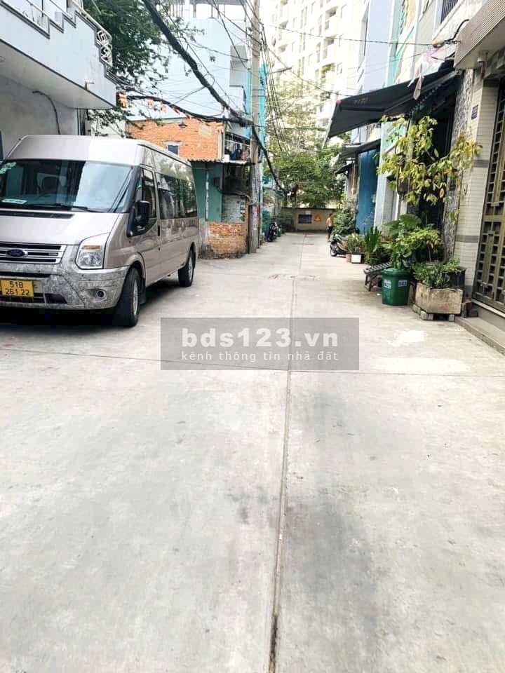 Bán nhà quận 6 - Hẻm xe tải BTCT 4 tầng mới đẹp ngay trung tâm 5.6 T