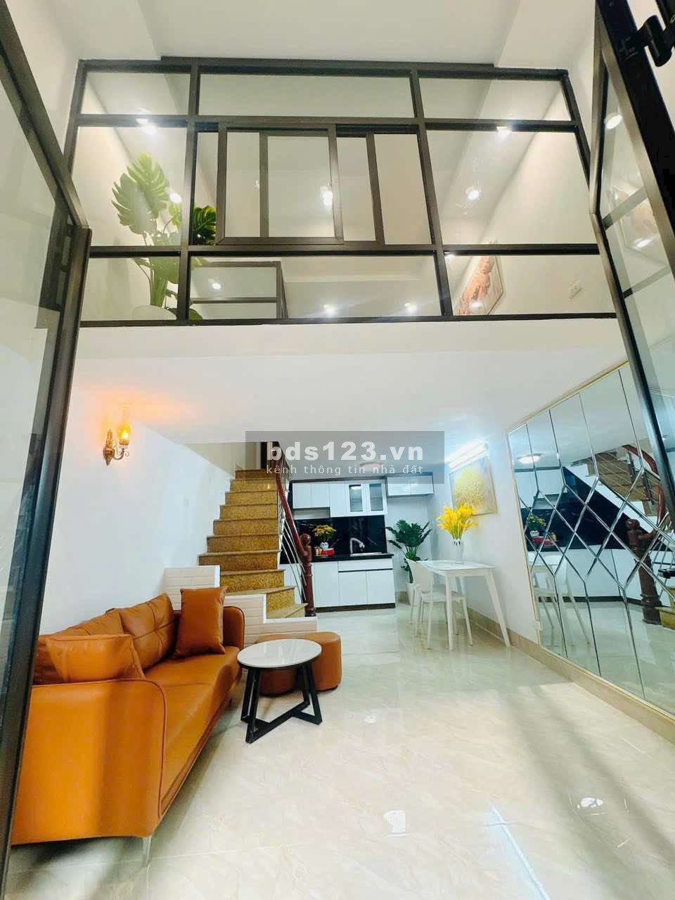 Chính chủ bán nhà riêng 39m2 mới tính tại phố Đông La, Yên Nghĩa