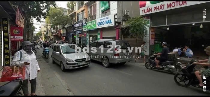 Bán nhà mặt đường Phú Diễn giá chỉ 3 tỷ đồng