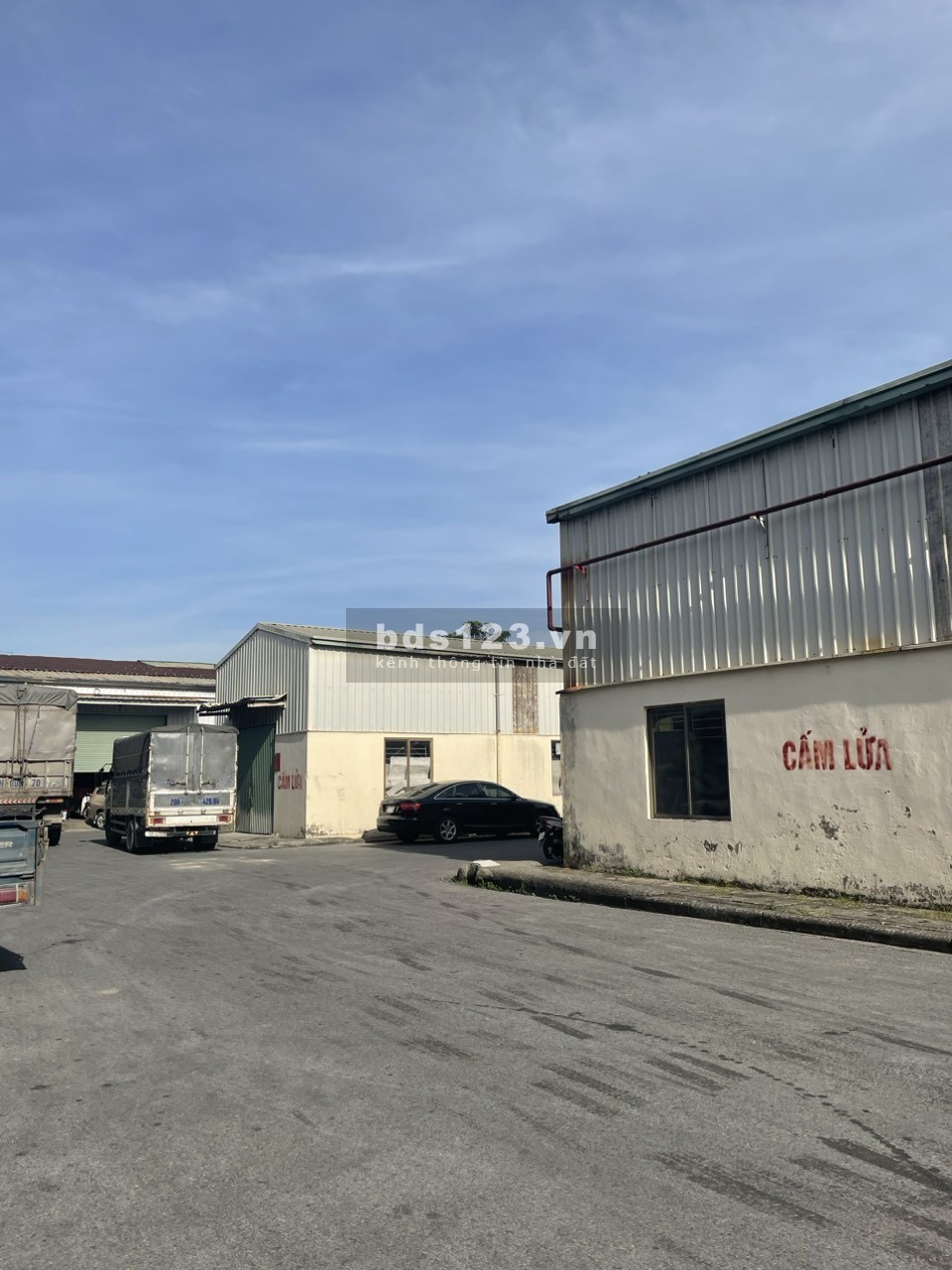 Công ty cho thuê 04 kho để hàng dt 130m, 240m, 250m, 320m tại Ngõ 53 Đức Giang