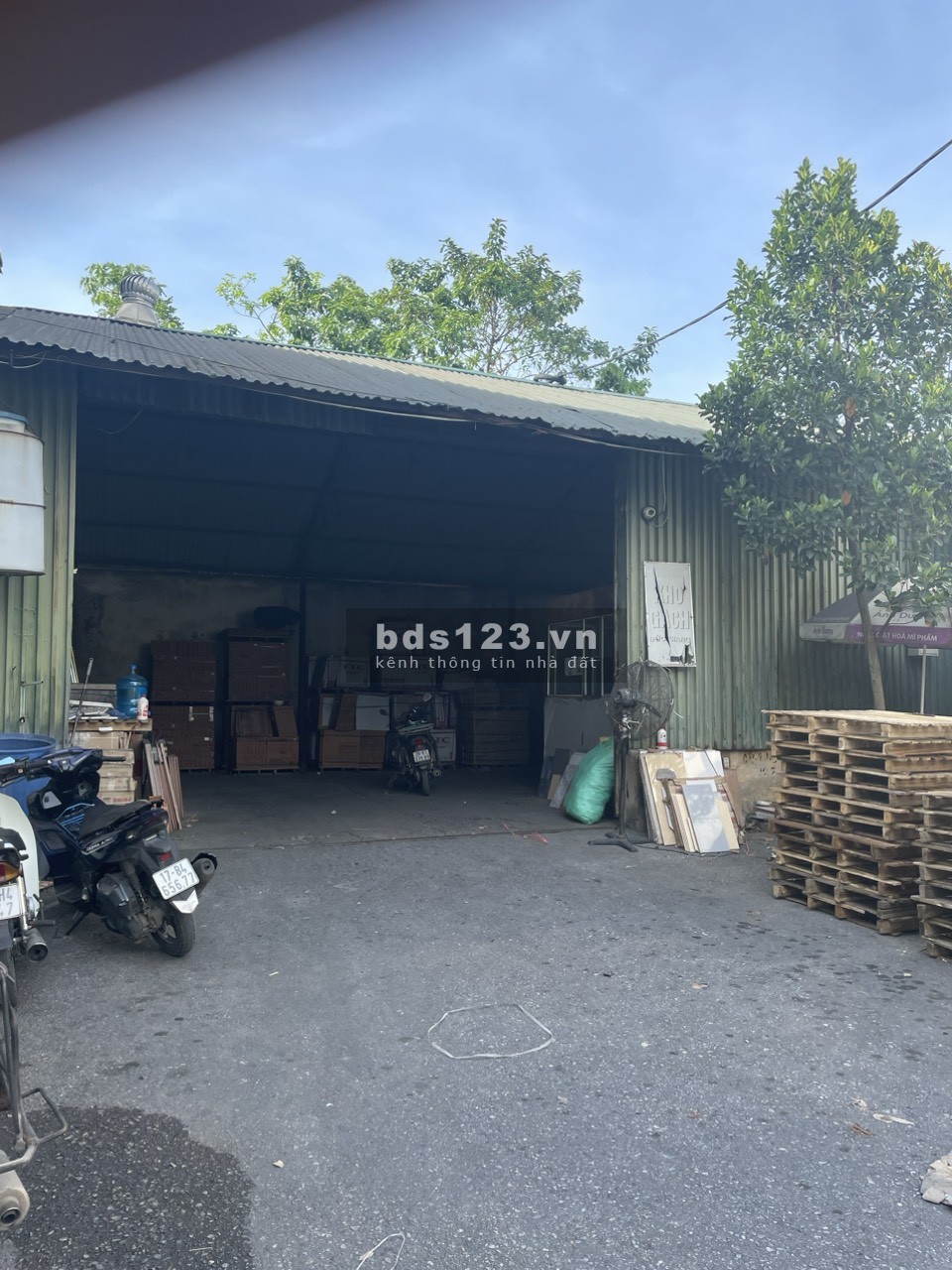 Công ty cho thuê 04 kho để hàng dt 130m, 240m, 250m, 320m tại Ngõ 53 Đức Giang