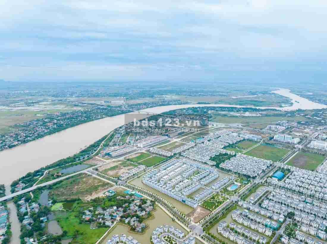 Căn nhà mặt phố Central Riverside Thanh Hóa đẹp nhất thị trường. Hotline: 0904521203