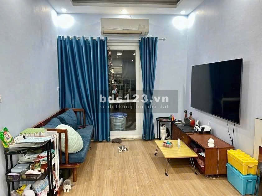 Chung cư Carillon 3, 189 Hoàng Hoa Thám, P13, TB. 12tr, 65m2.