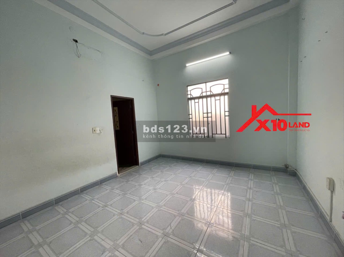 Bán gấp căn nhà siêu VIP KDC Đinh Thuận, chỉ 4.8 tỷ.