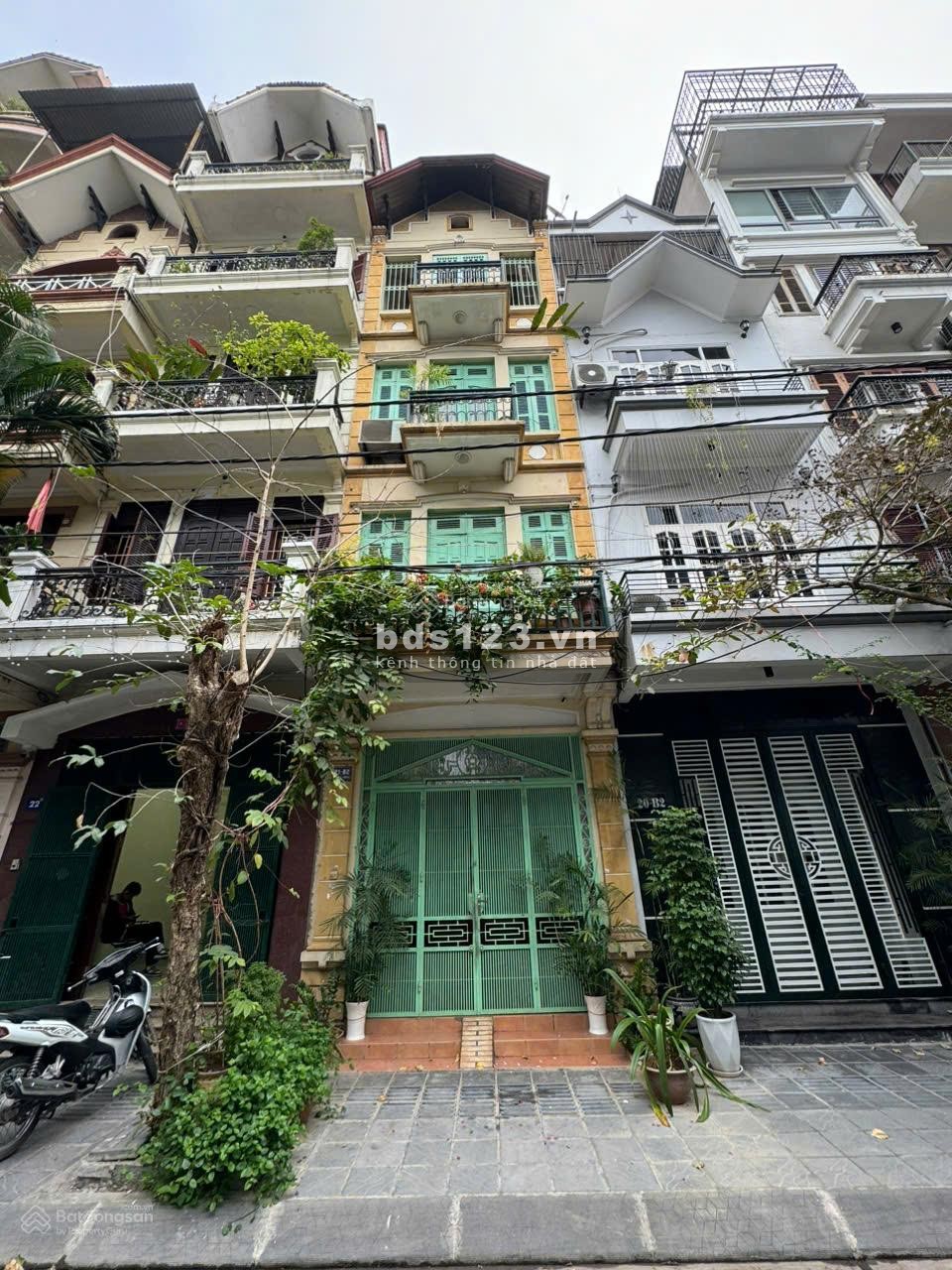 Văn phòng Đầm Trấu, Bạch Đằng, Hai bà Trưng Hà nội tầng 1, ô tô đô cửa 50m2