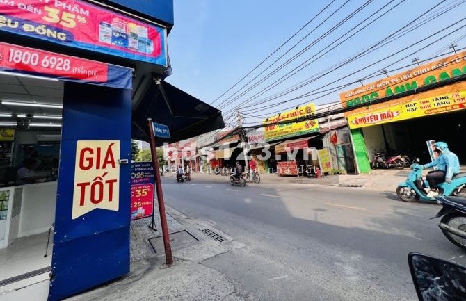 Bán Nhà Tô Ký, 15 tỷ, 62m2, pháp lý đầy đủ, mặt tiền rộng 5m