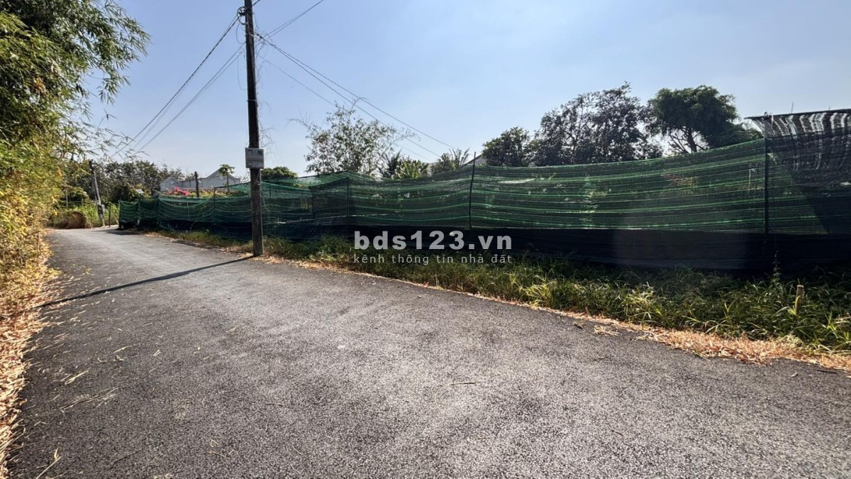 Bán đất xây nhà trọ ngay KCN Phước Đông thị xã Trảng Bàng mặt tiền đường nhựa 12m
