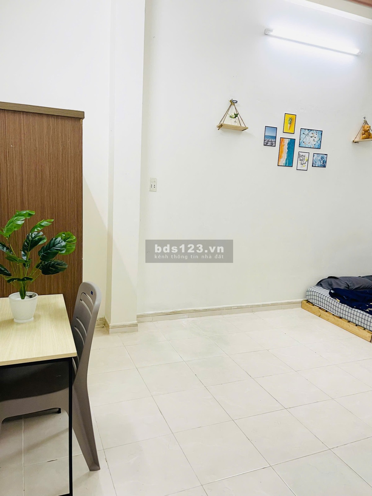 Chính chủ cho thuê CHDV 30m2, phường 4, Tân Bình, có cửa sổ chỉ 4.3 triệu