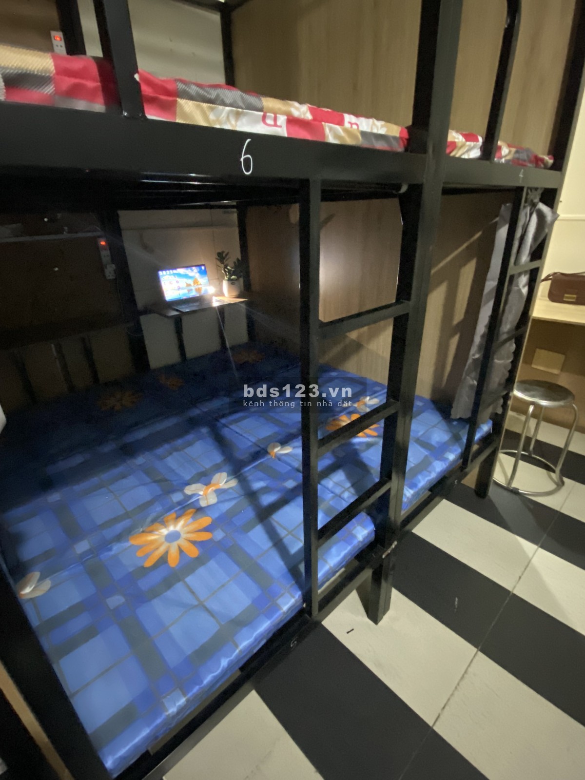 Ký túc xá phòng 4 người giường King Size 2MX2M
