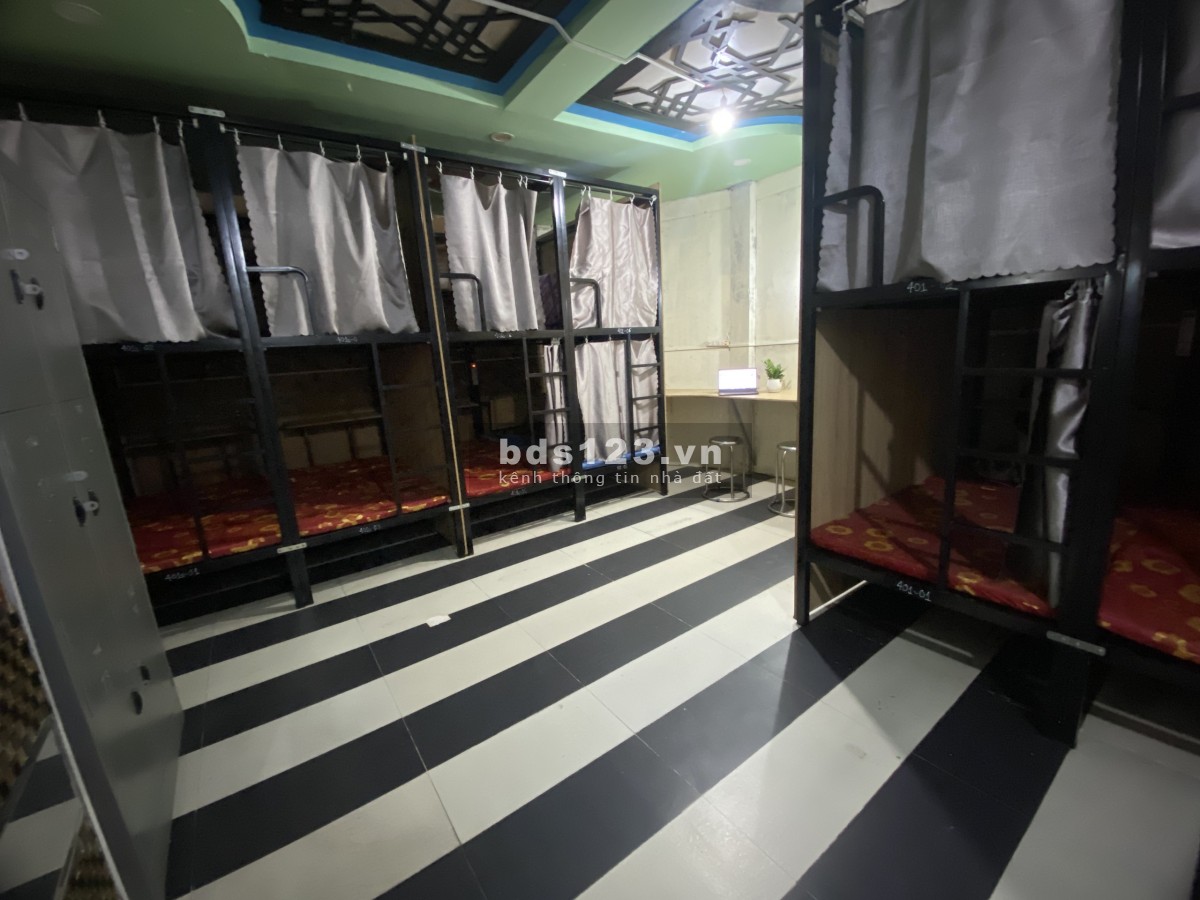 Ký túc xá phòng 4 người giường King Size 2MX2M