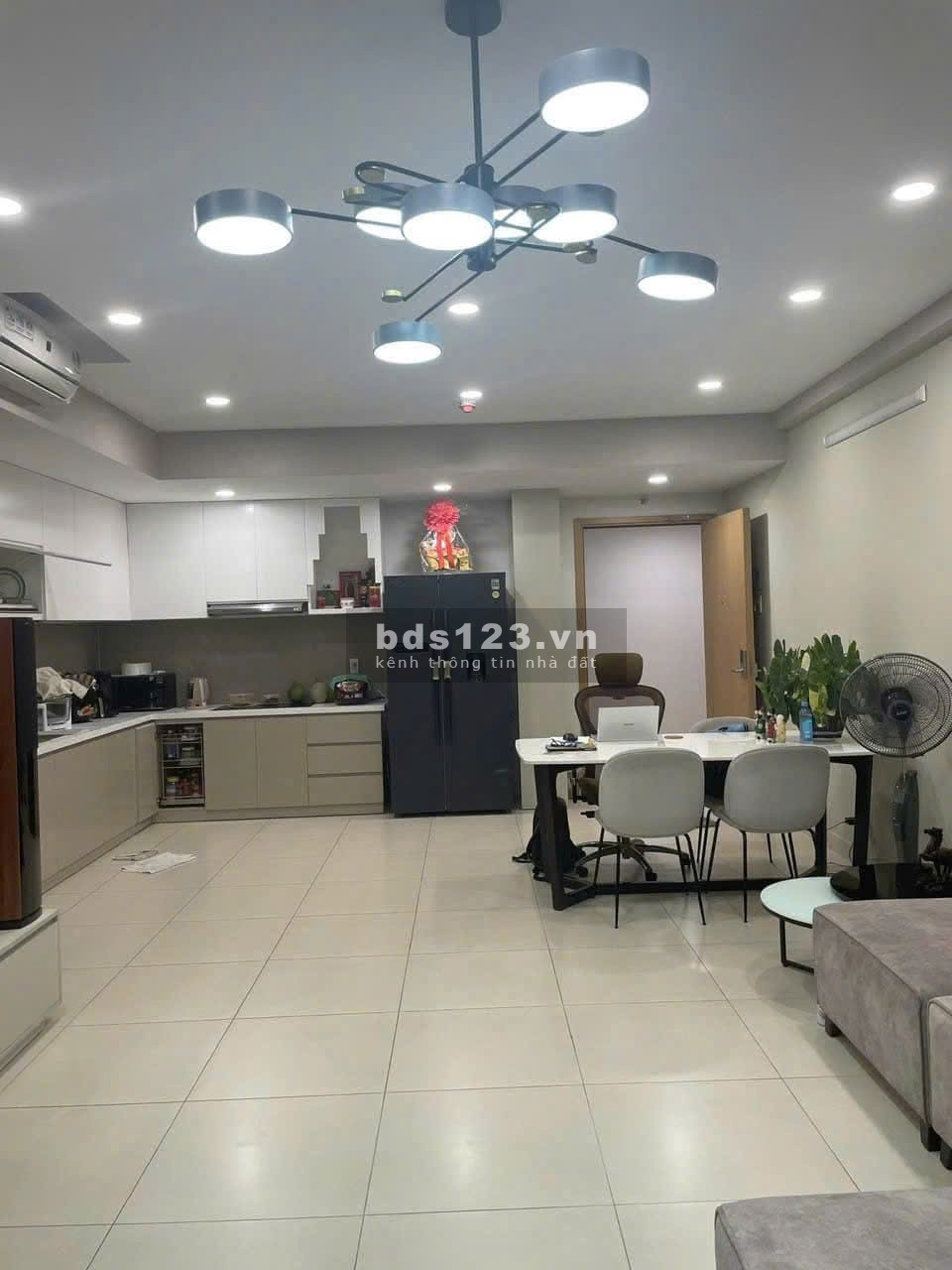 CC Carillon 6, Hoà Bình, Hoà Thạnh, Tân Phú: 93m2, 3PN, 2WC, Nội Thất 10tr5.