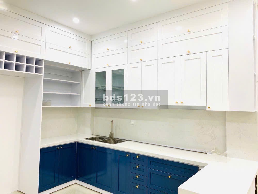 Bán nhà ngõ Lạc Long Quân Tây Hồ Hà Nội