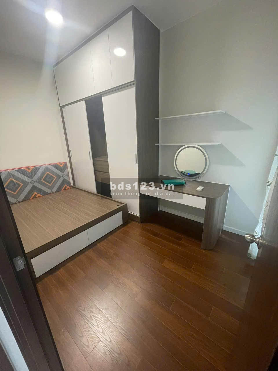 Chung cư Carillon 7, Lương Minh Nguyệt, TP: 78m2, 2pn, 2wc NT hiện đại, 12tr/th