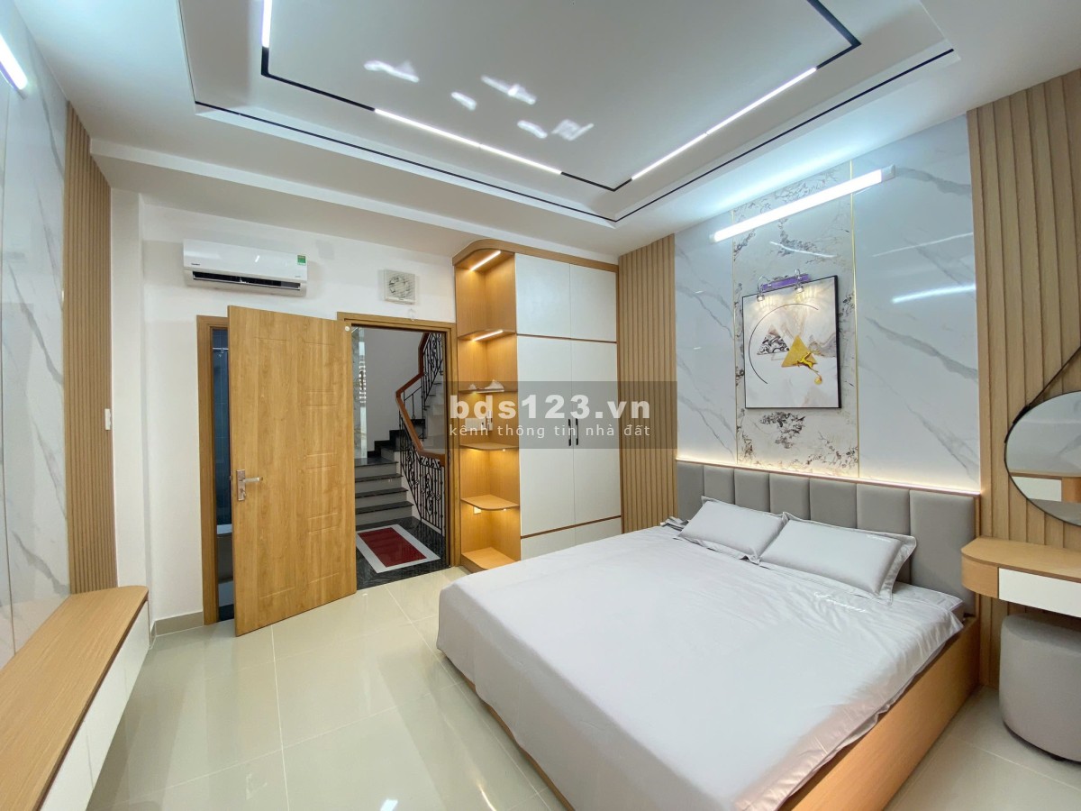 Nhà mặt tiền đường Mã Lò giá 13tỷ2 (4m*24m) có thang máy, gần ngã tư 4 Xã nhà mới 6 lầu có nội thất.