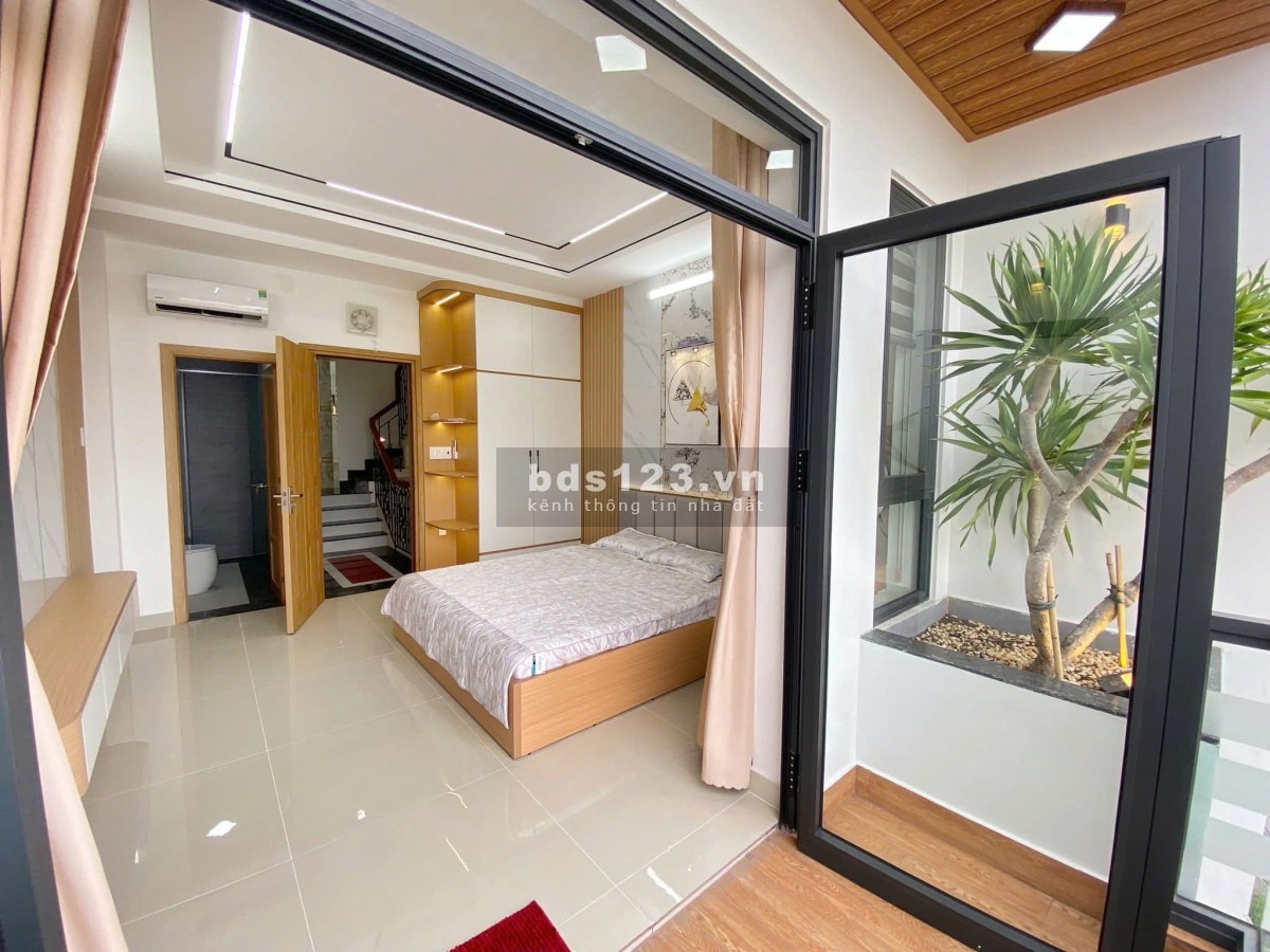 Nhà mặt tiền đường Mã Lò giá 13tỷ2 (4m*24m) có thang máy, gần ngã tư 4 Xã nhà mới 6 lầu có nội thất.