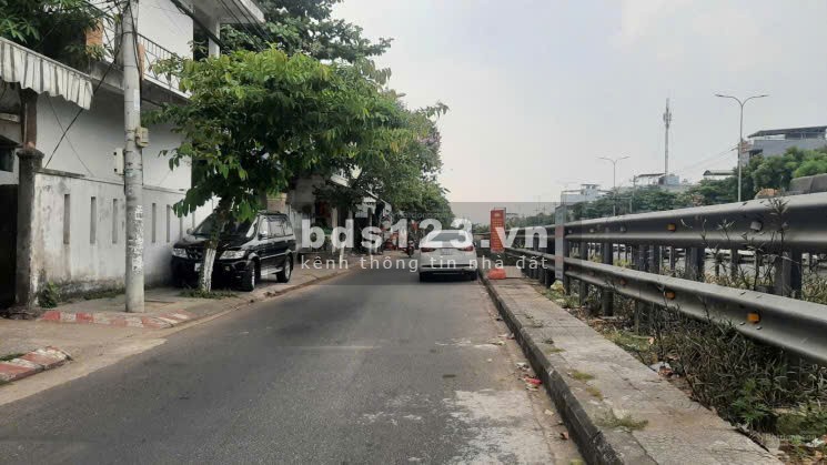 Siêu vị trí hot. Nhà mặt tiền Trường Chinh, 65m2 - ngang 5,2. Đang cho thuê ổn định. Chỉ 2.xx tỷ