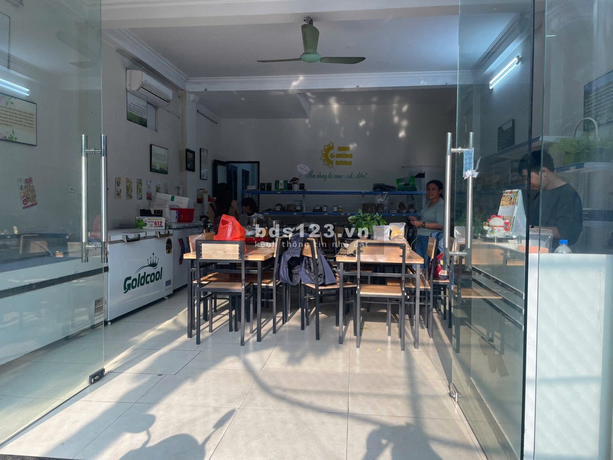 Cho thuê mặt bằng kinh doanh tại 43 Láng Trung